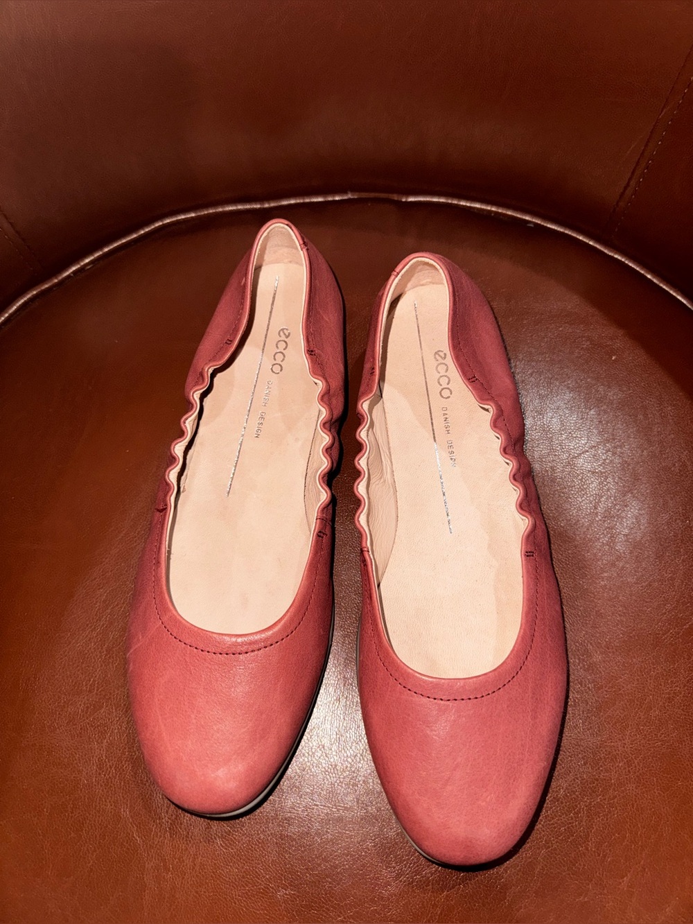 ECCO Incise Enchant Ballerina Ballet Flats Size 7 Great Condition